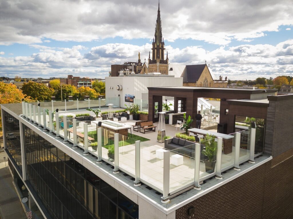 La terrasse sur le toit